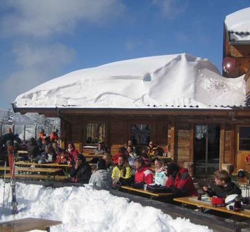 Aualm_Skihütte Terrasse Restaurant