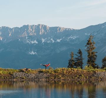 wilder-kaiser-aktive-erholung-yoga-astbergsee-somm