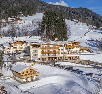 Berghof-Winteransicht-1