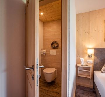 Doppelzimmer mit Dusche und WC