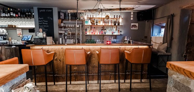 Scheffau_d'Schusterin_Bar