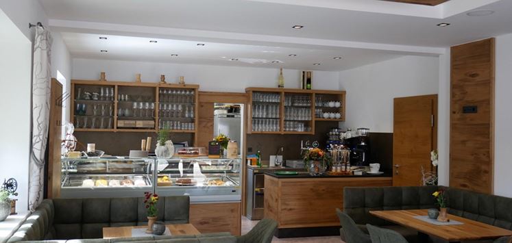 Scheffau_Helenes Kaffee Werk_Innenansicht