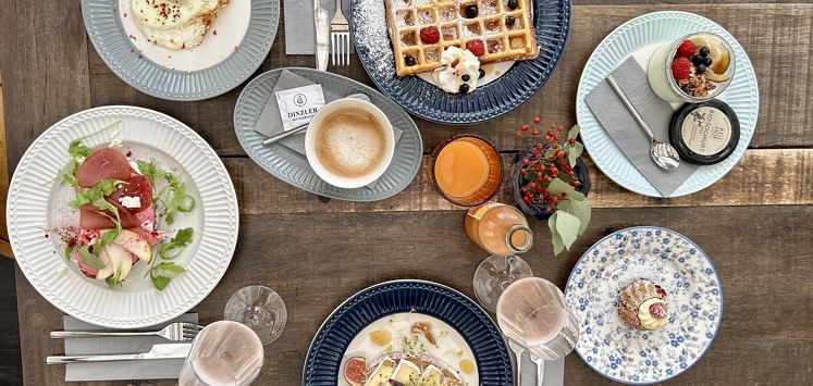 Fika Bunt Volles Frühstück