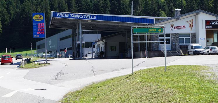 Söll_Freie Tankstelle_Wilder Kaiser