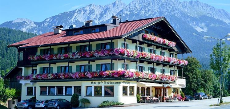 Söll_Landgasthof Bocking im Sommer_Wilder Kaiser