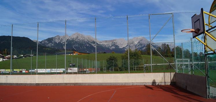 Söll_Basketballplatz_Wilder Kaiser