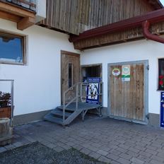 Freshmilk - vending machine Schmiedbauer