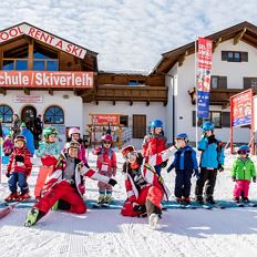 Skischule & Skiverleih - Ellmau Hartkaiser