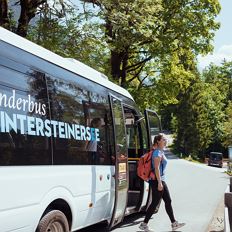 Hiker's bus to Hintersteiner See lake