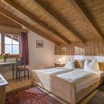 Apartment, shower or bath, toilet, 1 bed room
