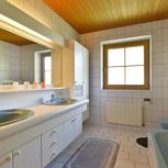 Apartment, shower or bath, toilet, 3 bed rooms