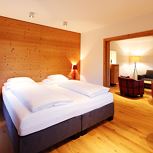 Suite, shower and bath tub, modern conveniences