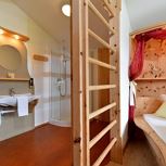 Double room, shower, toilet