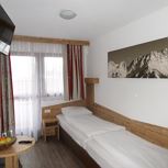 Twin room, shower, toilet, balcony