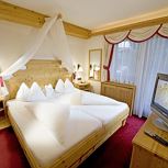 triple room with shower/bath, WC