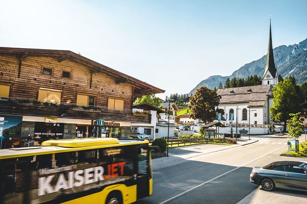 Scheffau_Ortskern_Infobüro_ Aussenansicht_Sommer_2019_Mathäus_Gartner (3)_1920px.jpg