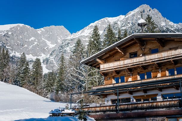 Wilder_Kaiser_Waldbaden_Winterwandern_Scheffau_Winter24_SabineHolaubek (43)klein.jpg