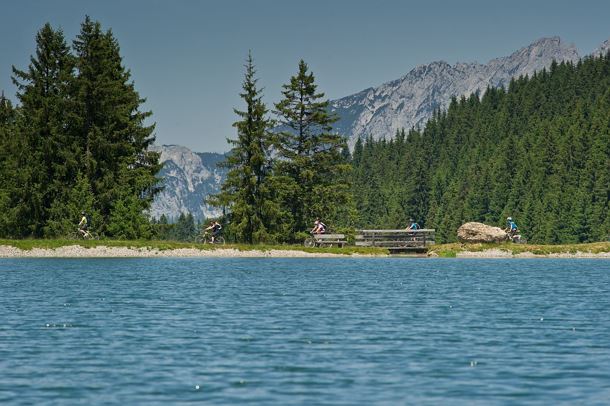 265_Radgruppe am Filzalmsee Brixen_SRol.jpg