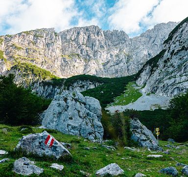 Blick auf das steinige Gebirge des Wilden Kaisers