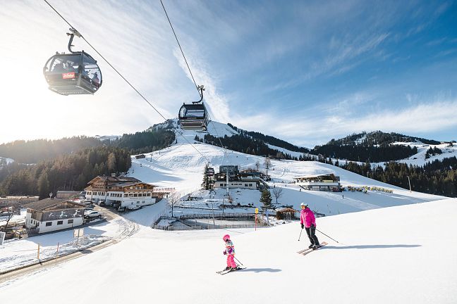 wilderkaiser-familienskifahren-soll-hexen-foto-mathaeusgartner-2023-18