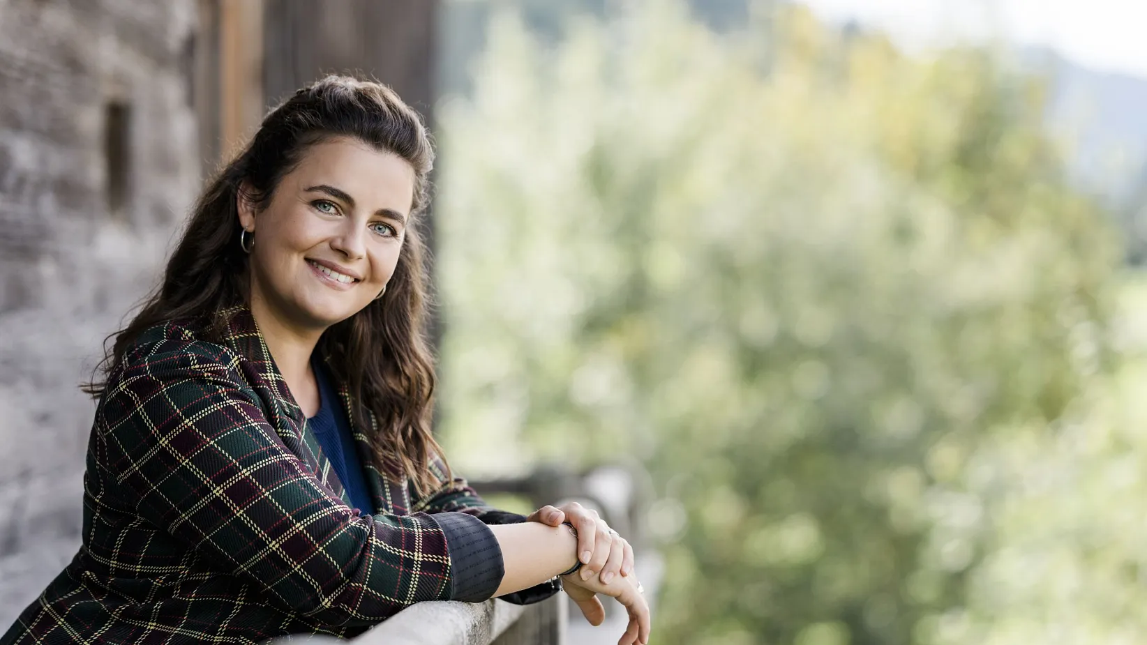 Behind the Scenes: Ronja Forcher’s music video shoot
