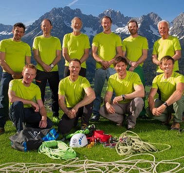 /media/teasergrid/bergfuehrer-gruppenbild-wilder-kaiser-foto-roland-schonner-4-1.jpg