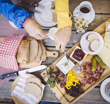 Breakfast on the mountain