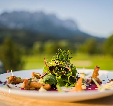 Restaurants, inns and huts