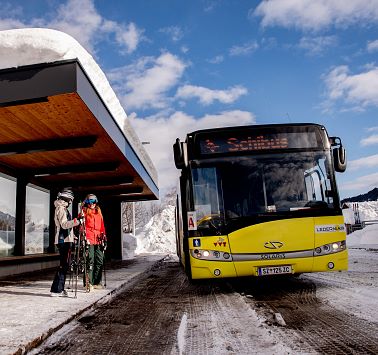 /media/teasergrid/skibus-mobilitaet-vor-ort-cmanuel-bialucha-4.jpg