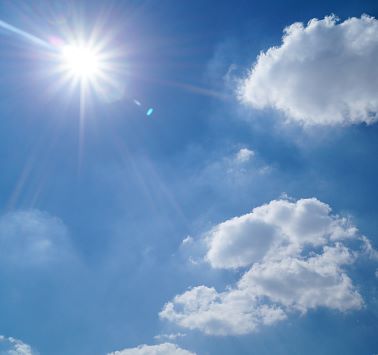 /media/teasergrid/sonnenschein-wolken-wilder-kaiser-foto-von-pexels.com-4.jpg