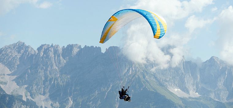 Paragliding