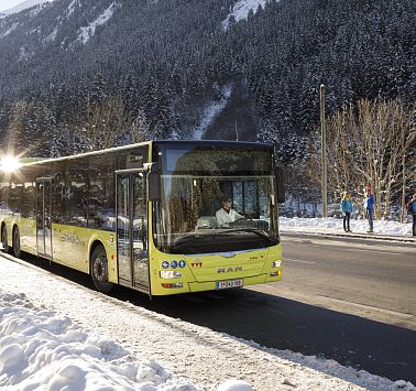 Linienbus_Winter_Foto von Tirol Werbung-Robert Pupeter